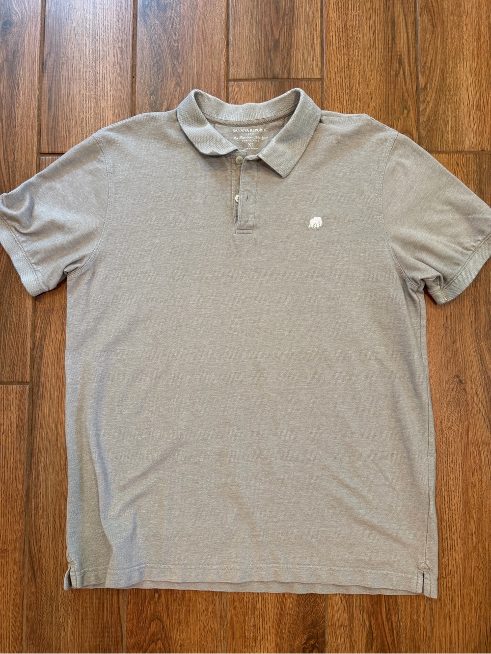 Banana Republic polo shirt (tan) / men’s xl